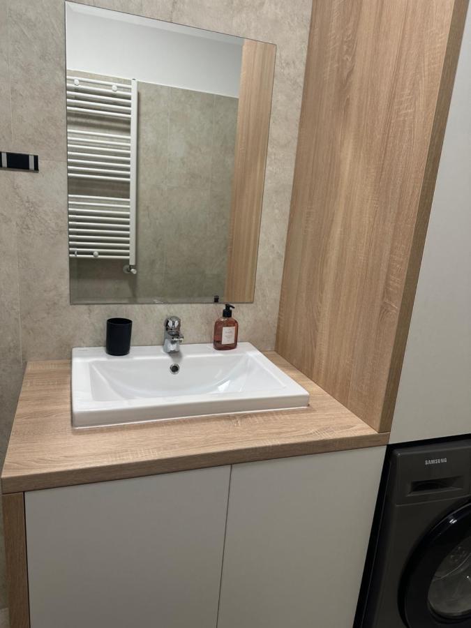 Daybreak Mood / A Fancy Place Apartment Iasi Bagian luar foto