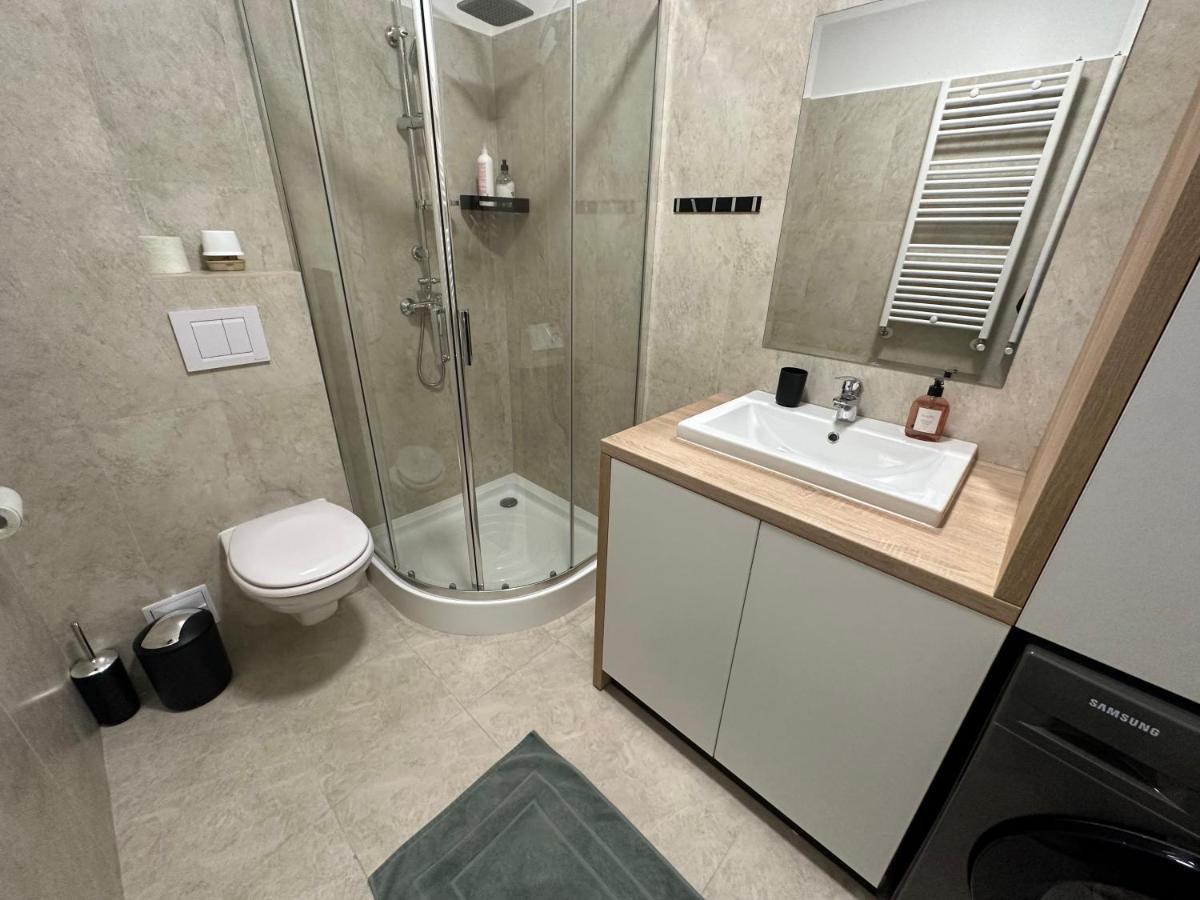 Daybreak Mood / A Fancy Place Apartment Iasi Bagian luar foto