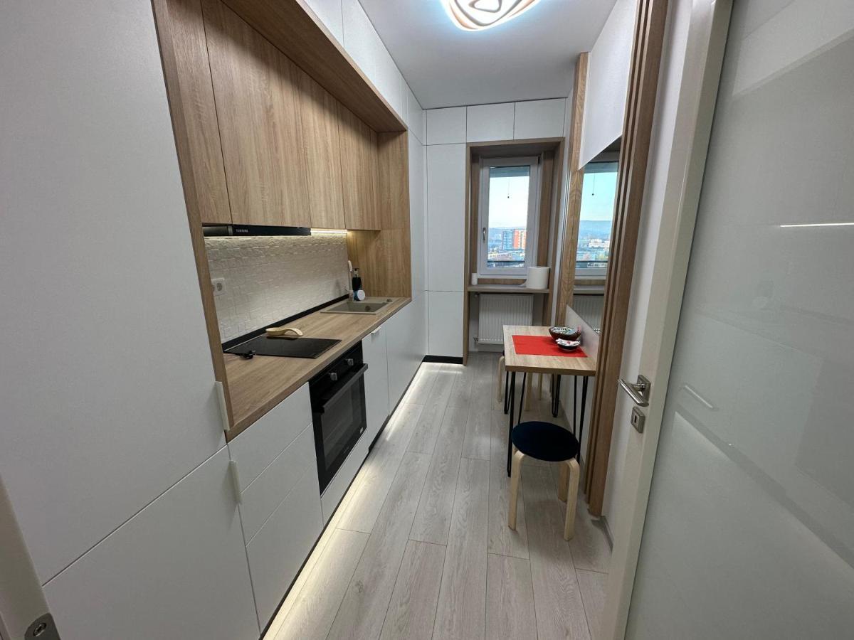 Daybreak Mood / A Fancy Place Apartment Iasi Bagian luar foto